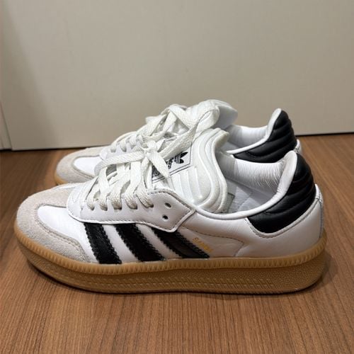 tenis adidas samba branco e preto 146208329?action_source=31946&ref=home_home&rsp=1&rspix=1