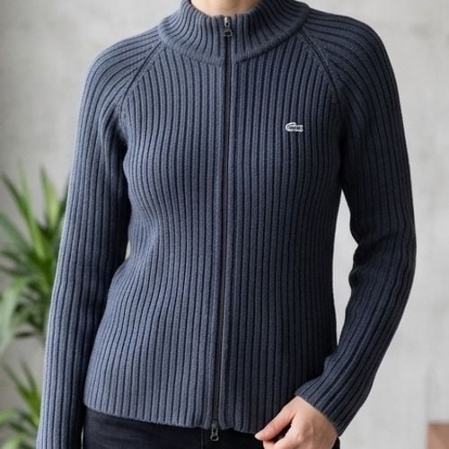 blusa de la lacoste cinza 40 142283884?action_source=70522&ref=home_home&rsp=1&rspix=1