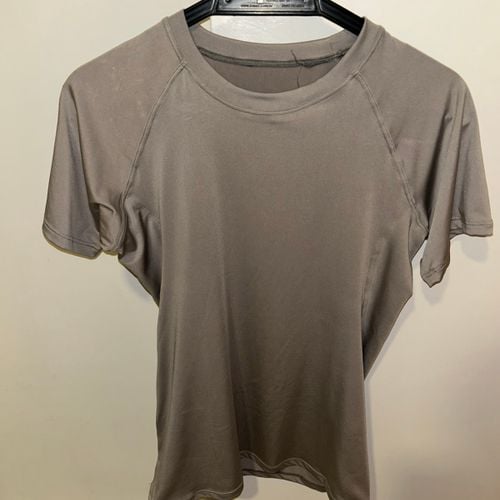 camiseta de compressao p cinza 147430781?action_source=75018&ref=home_home&rsp=1&rspix=1