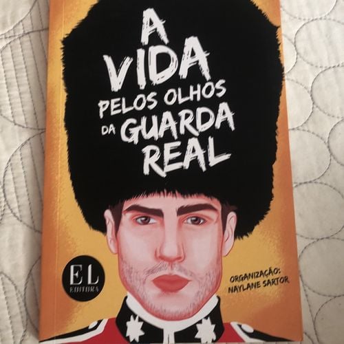 a vida pelos olhos da guarda real livro 118575926?action_source=66992&ref=home_home&rsp=1&rspix=1
