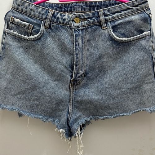 shorts jeans farm 38 147118103?action_source=76563&ref=home_home&rsp=1&rspix=1