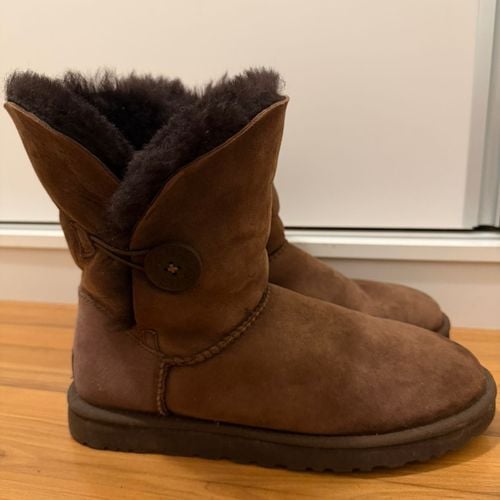 bota ugg australia marrom 38 144570842?action_source=72767&ref=home_home&rsp=1&rspix=1