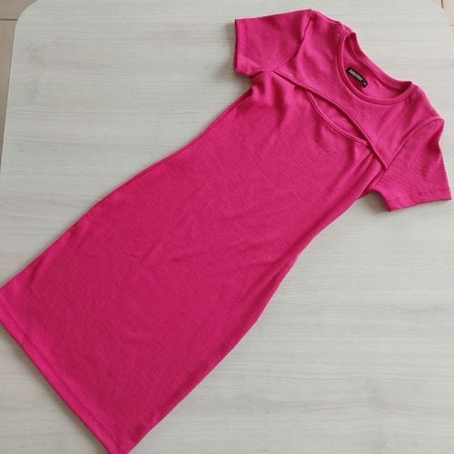 vestido tubinho rosa canelado bobyblues tamanho m 133362090?action_source=66695&ref=home_home&rsp=1&rspix=1