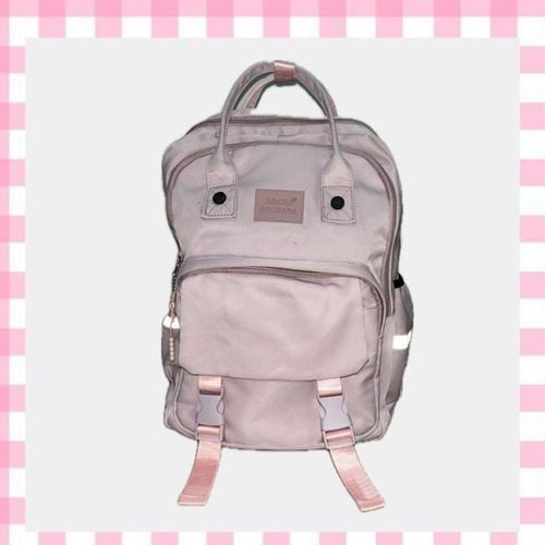 mochila arara dourada rosa estilo notebook escolar 134802468?action_source=67388&ref=home_home&rsp=1&rspix=1