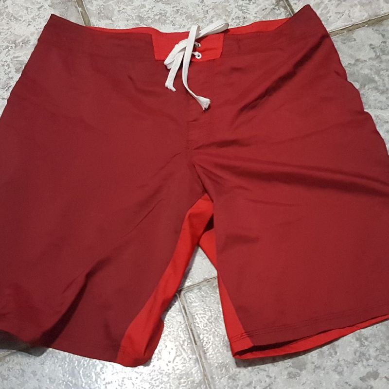 bermuda nike vermelha