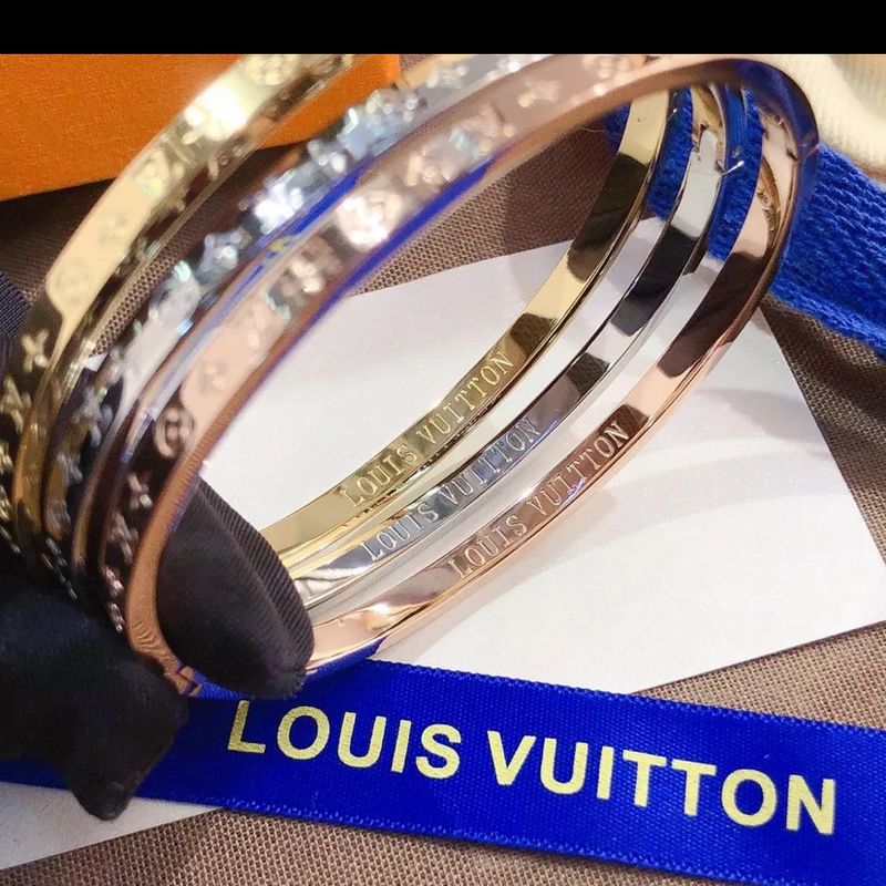 A pulseira feminina Louis Vuitton