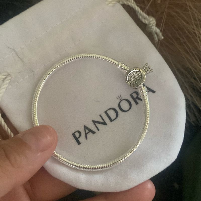 Pulseira para Berloque Pandora em Prata 925 Tamanho 17 com Dust Bag sem Garantia e sem Nota Pandora Nunca Usado 111915748 enjoei