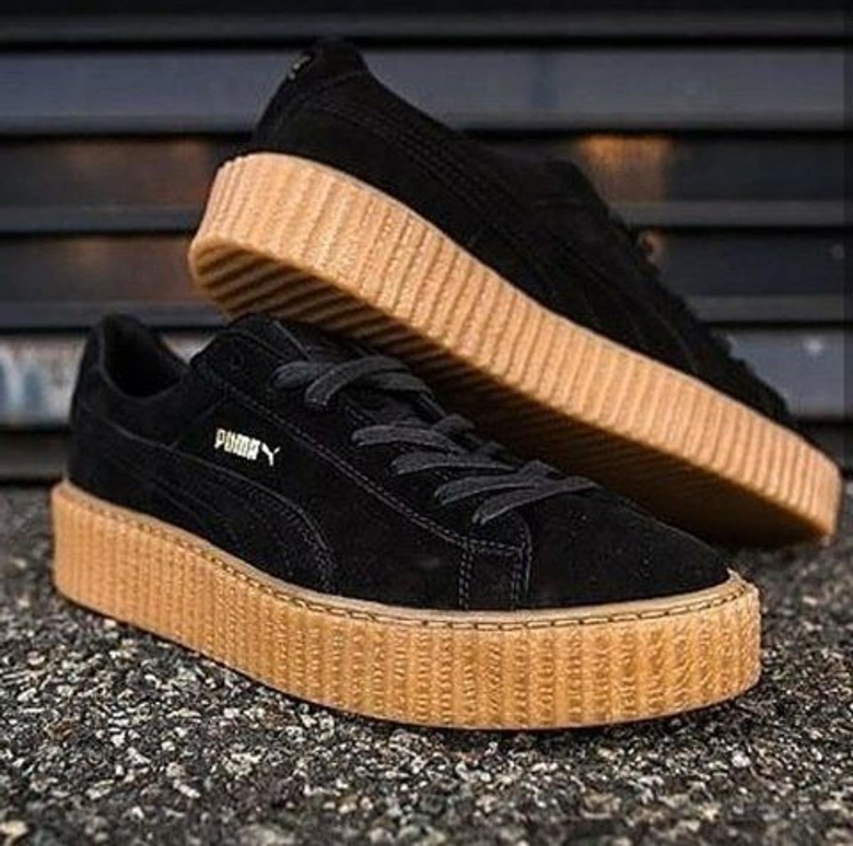 puma preto sola caramelo