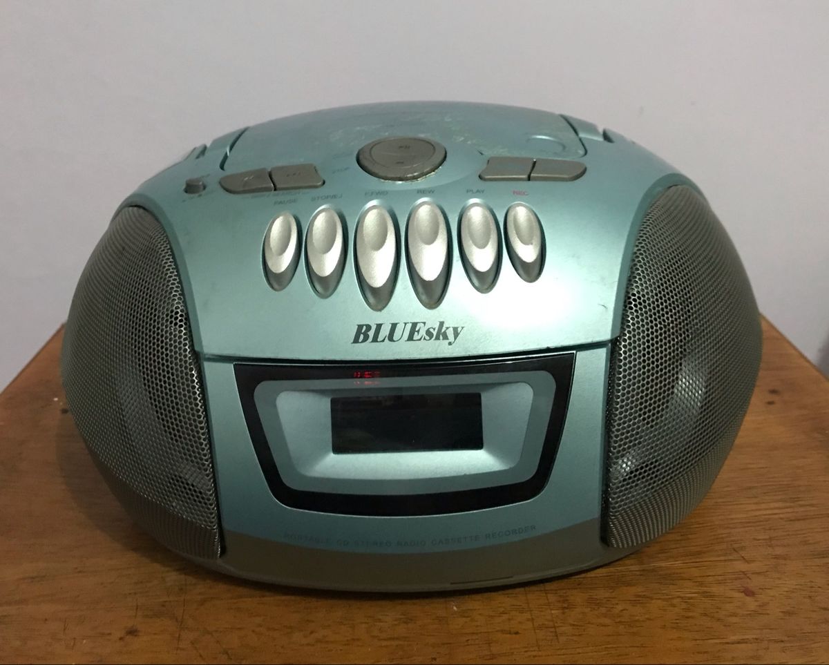 Radio Bluesky Fm/am Cd e Fita (leia a Descrição) Ipod e Mp3 Player