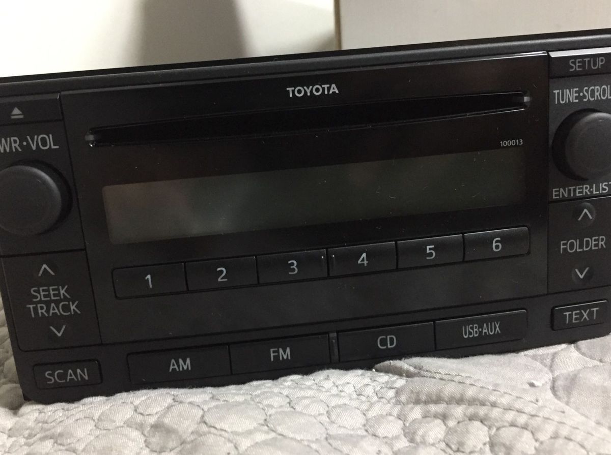 Radio Original Toyota Hilux Item Info & Eletro Fujitsuten Nunca Usado
