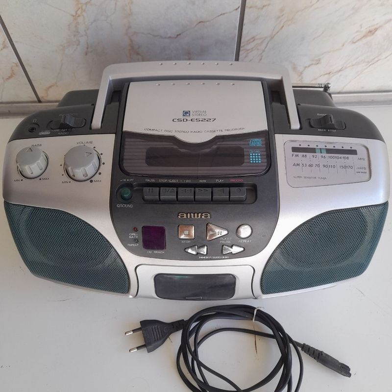 Rádio Portátil Aiwa - Csd- Es227u | Produto Vintage e Retro