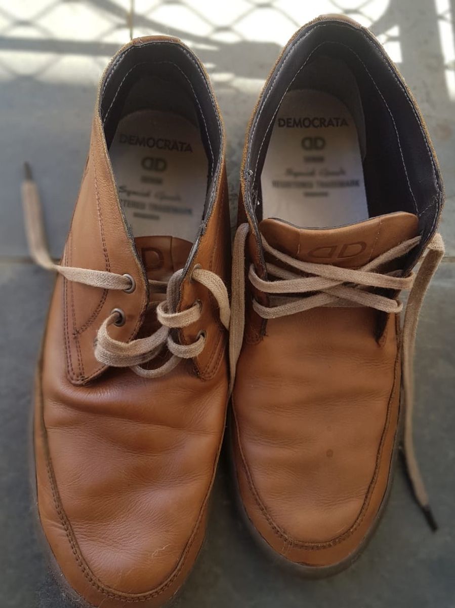 bota de couro democrata