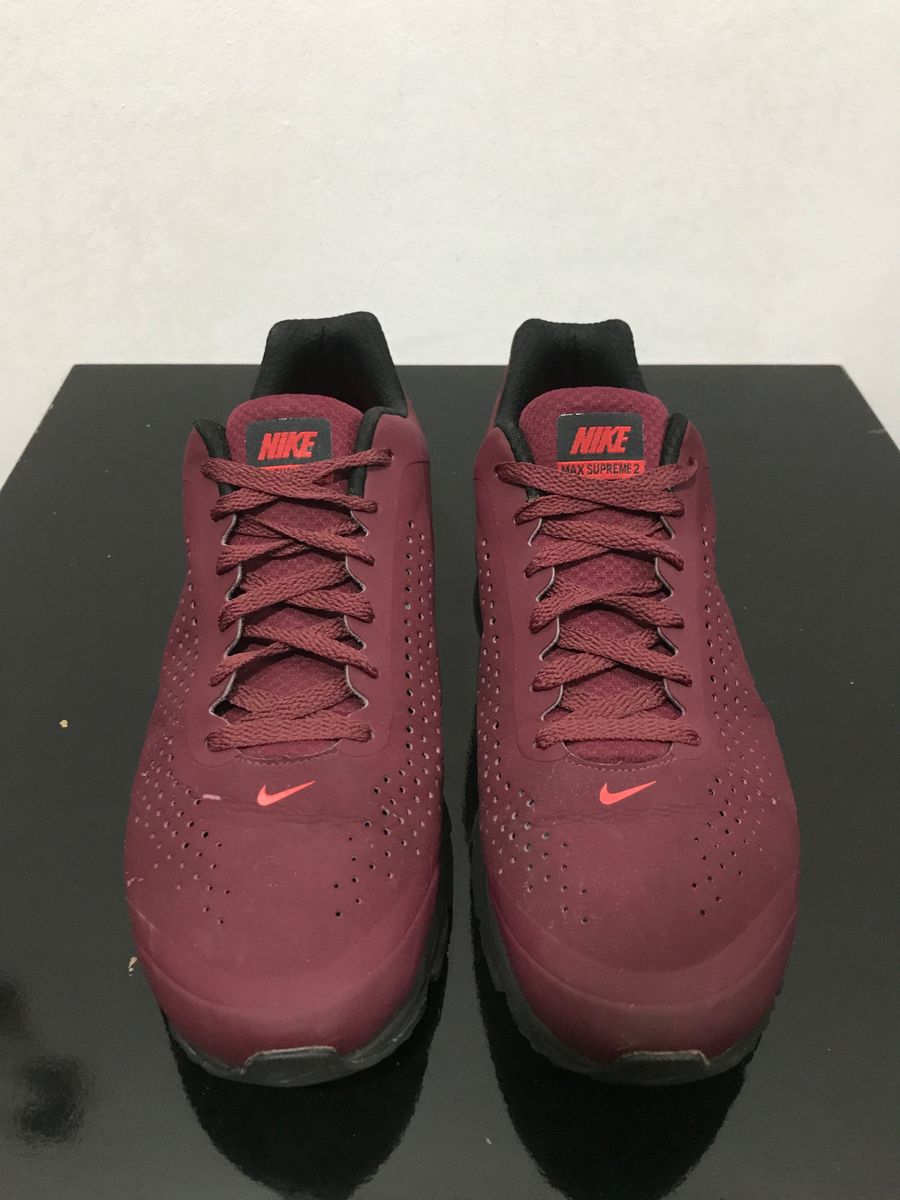 nike supreme 2