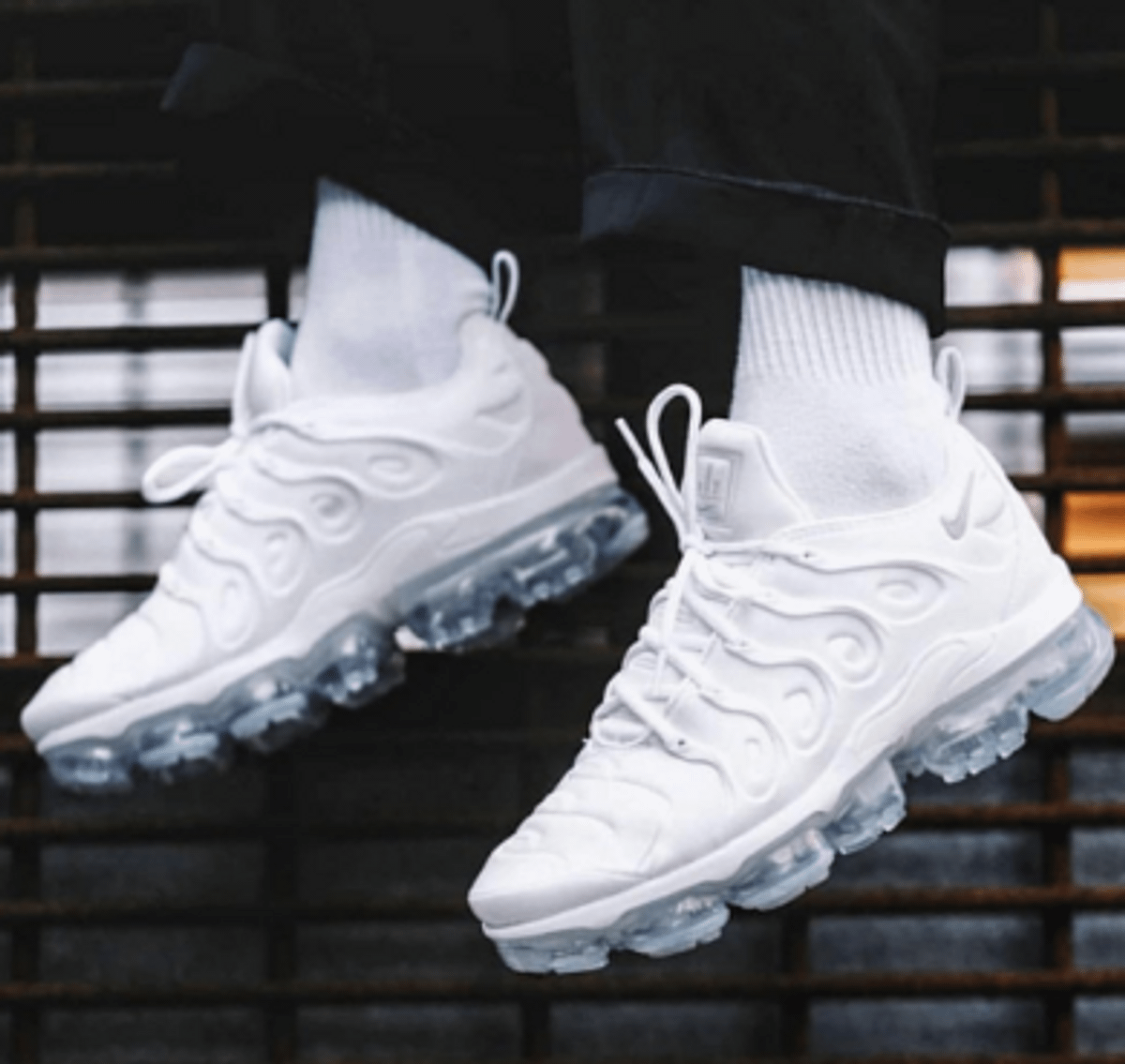 vapormax plus cores originais