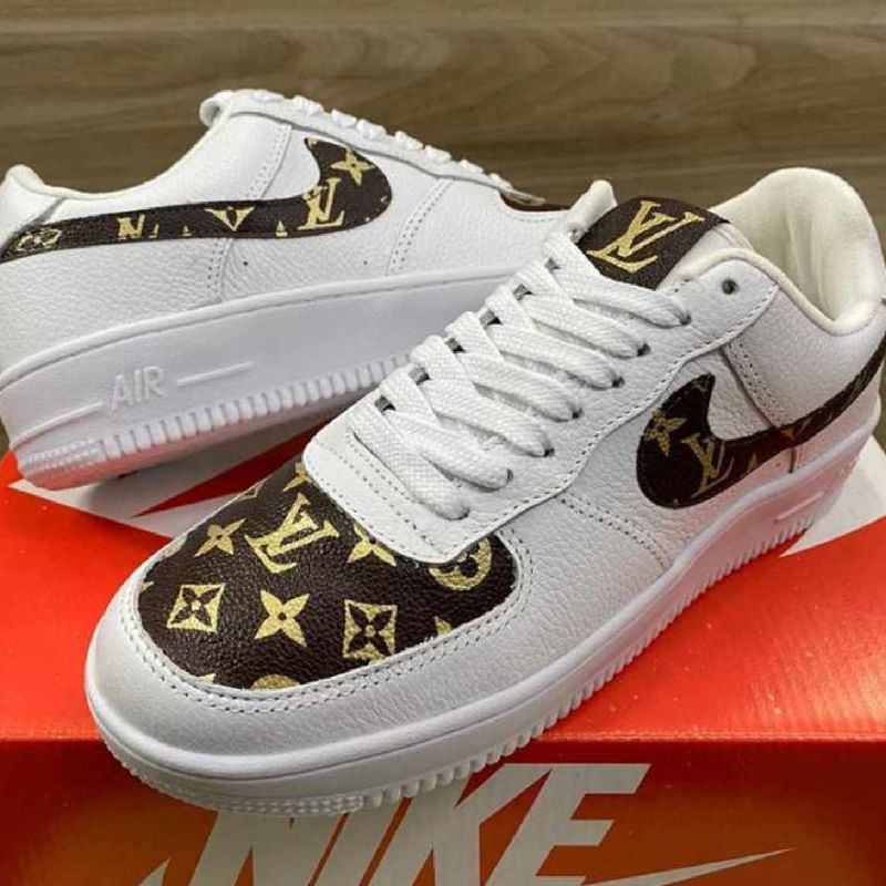 sapatenis nike marrom