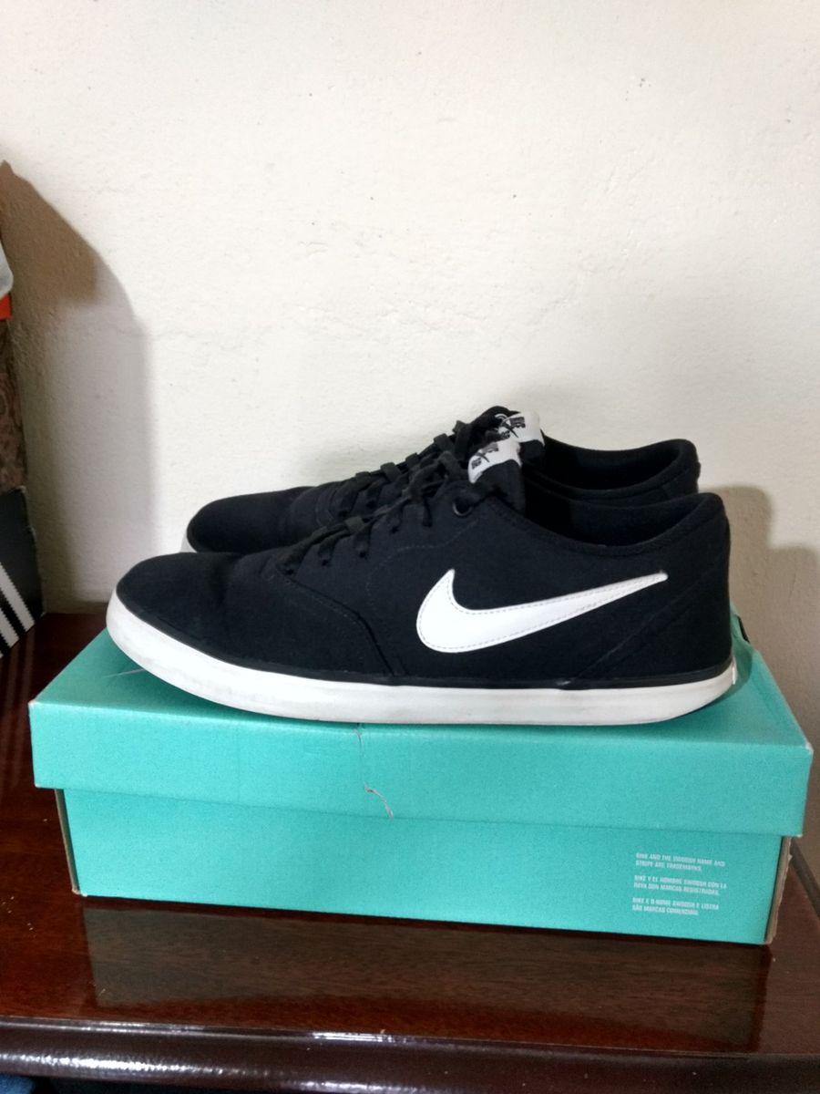 tenis nike check solar preto