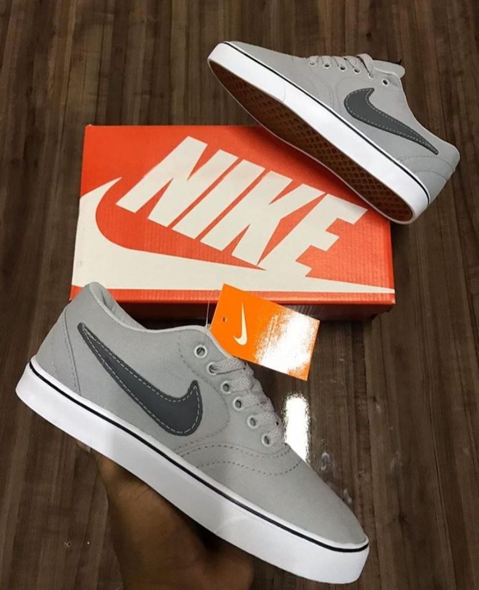 tenis nike sb cinza e preto