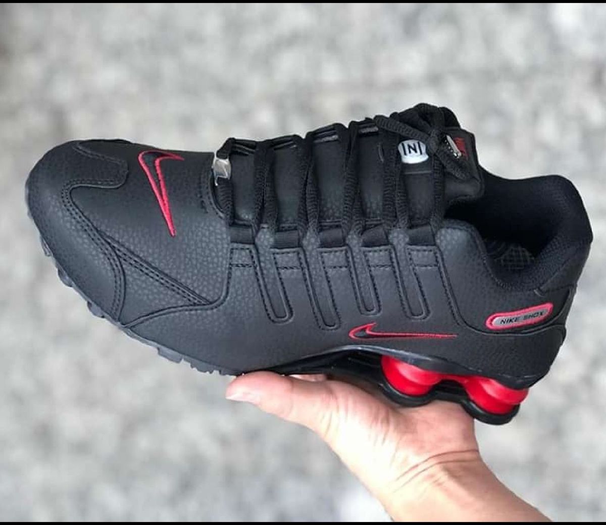 tênis nike shox nz preto