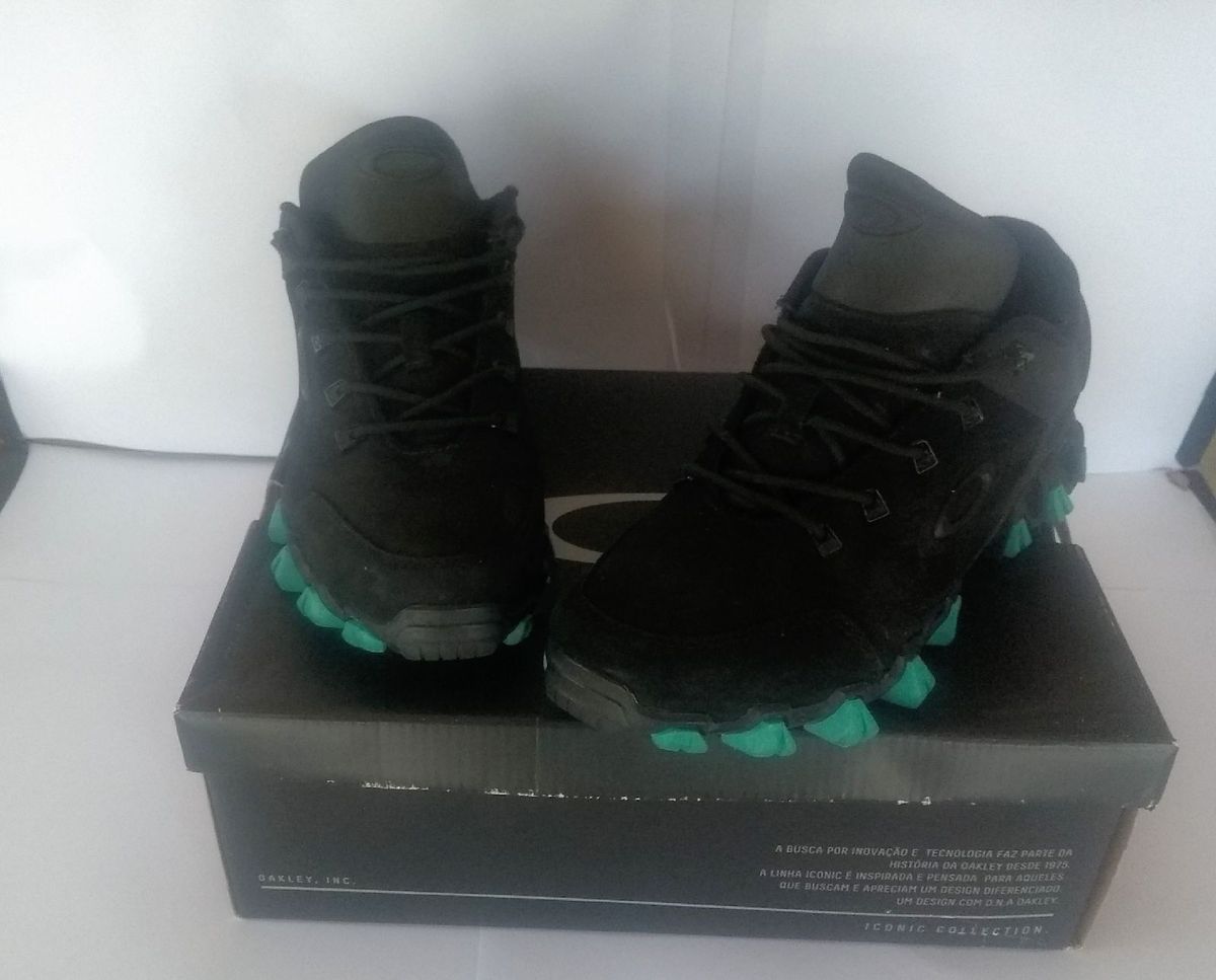 tenis oakley mechanism 1