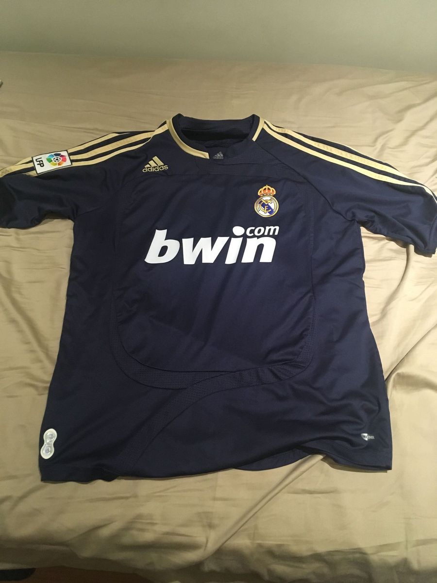 camisa preta real madrid