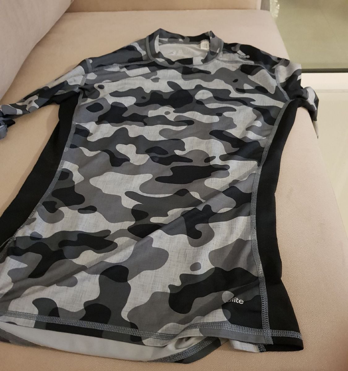 camisa térmica da adidas