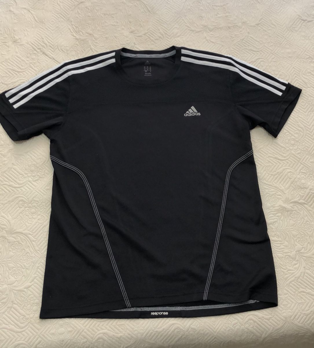 camisa esportiva adidas