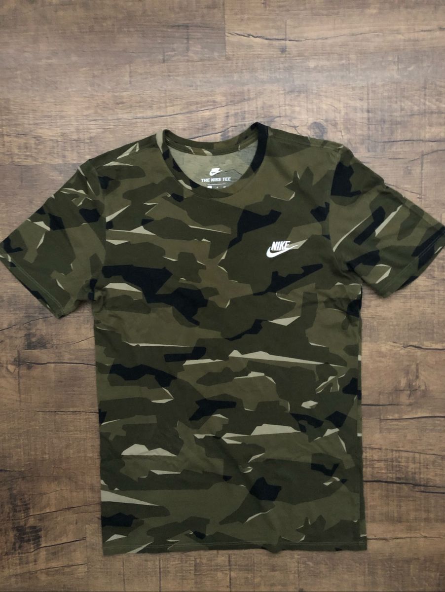 camiseta da nike camuflada