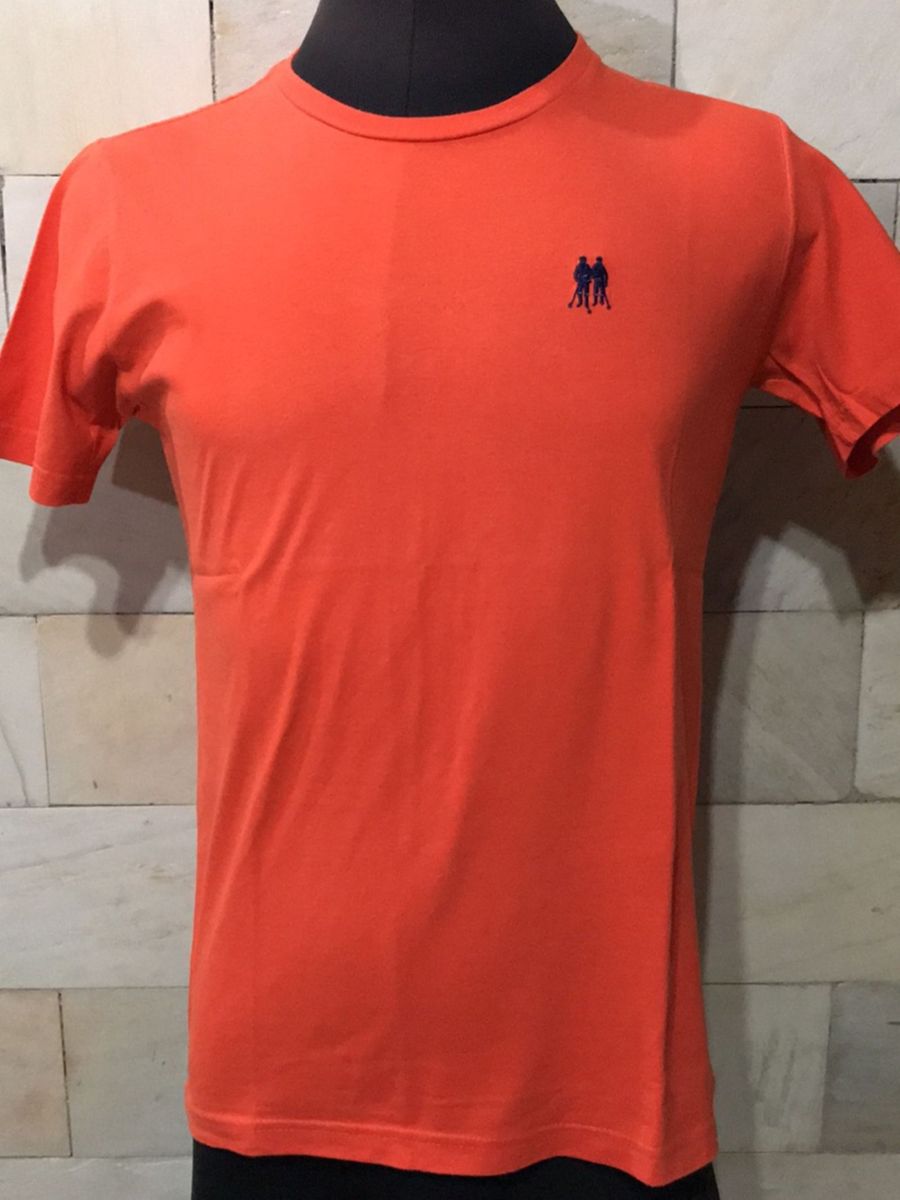 camisa preta polo wear
