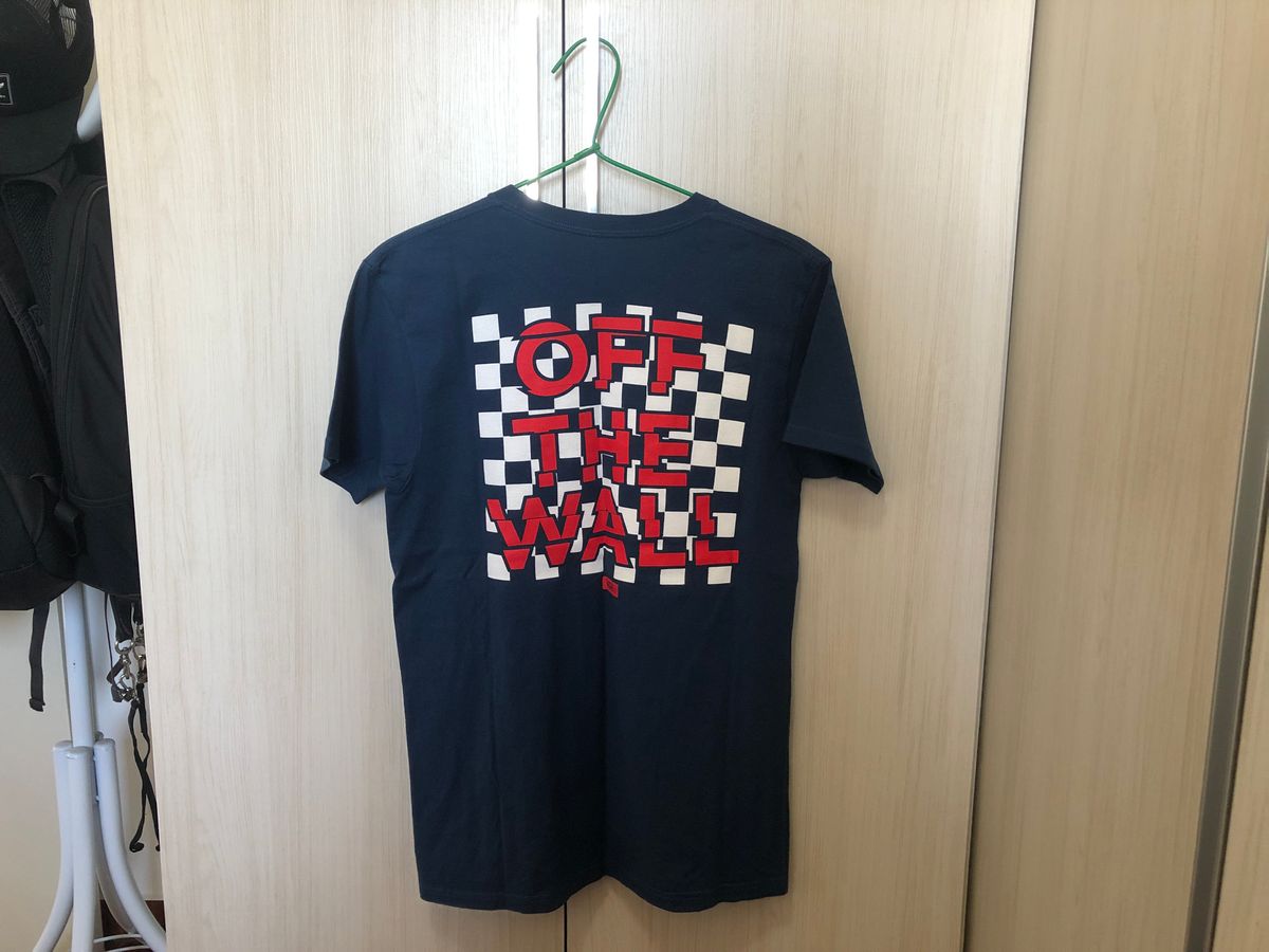 camiseta vans off the wall