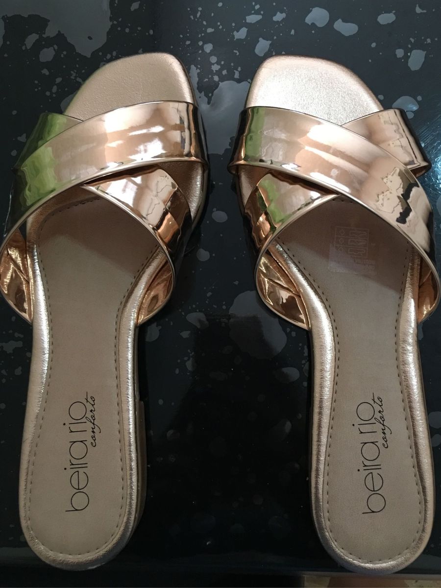 rasteirinha dourada beira rio