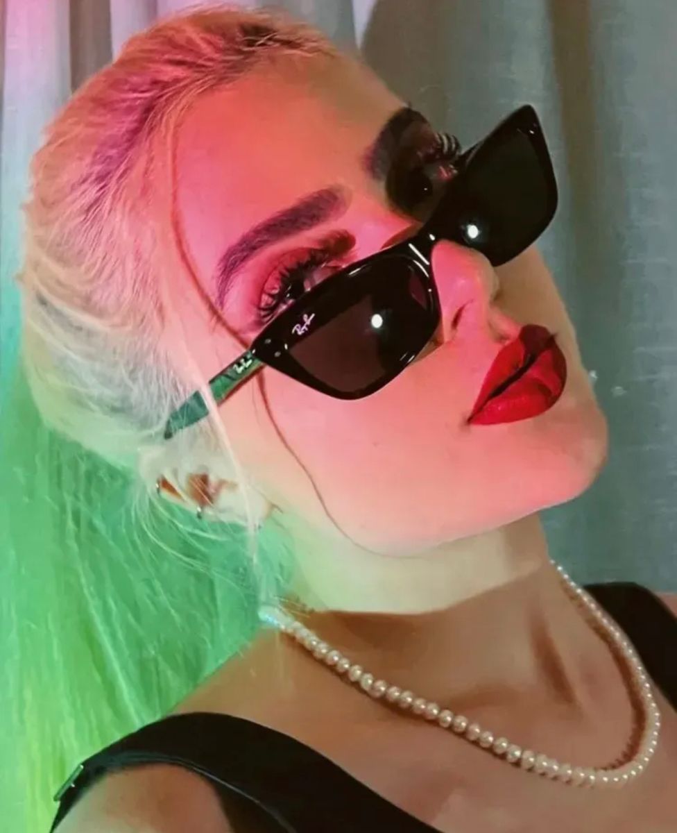 ray ban lady burbank