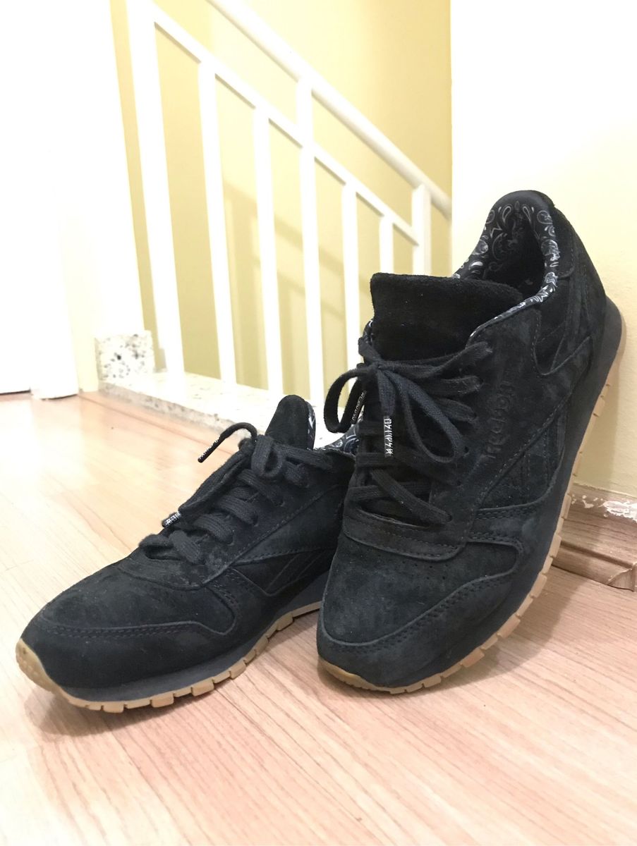 reebok classic preto
