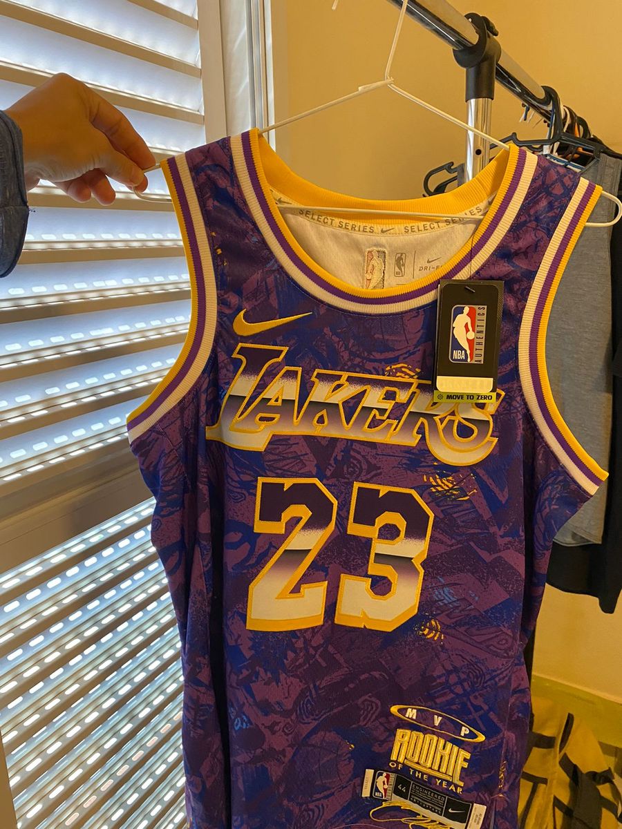 Buy store lebron jersey