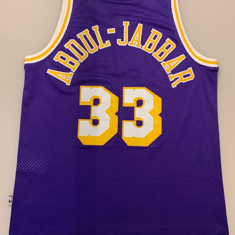 Camiseta abdul jabbar clearance