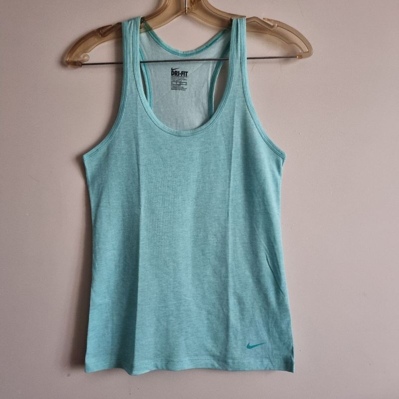 Regata Nike Algodão, Cor Incrivel, Fica Mais Juntinhas Corpo Moda  Esportiva Feminina Nike Usado 91030740 enjoei