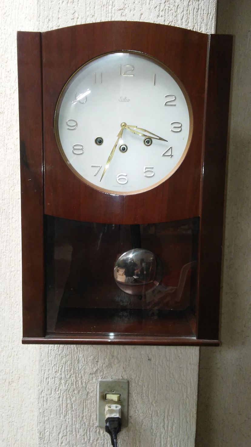 Relogio Carrilhao 3 Cordas Marca Silco Mecanico | Móvel de Antiquário ...