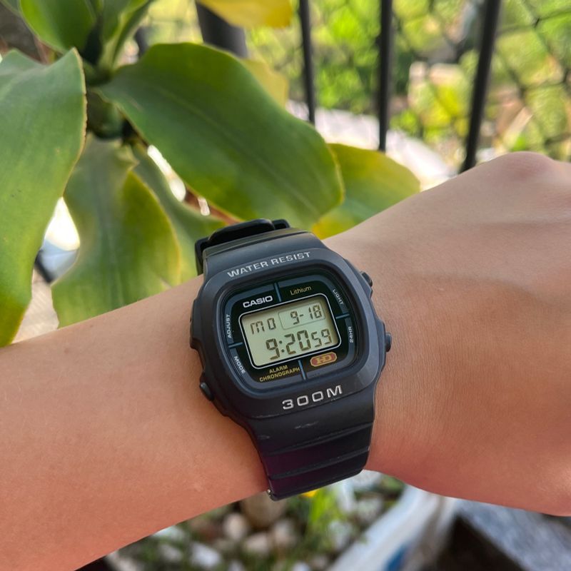 Casio 300m shop water resistant