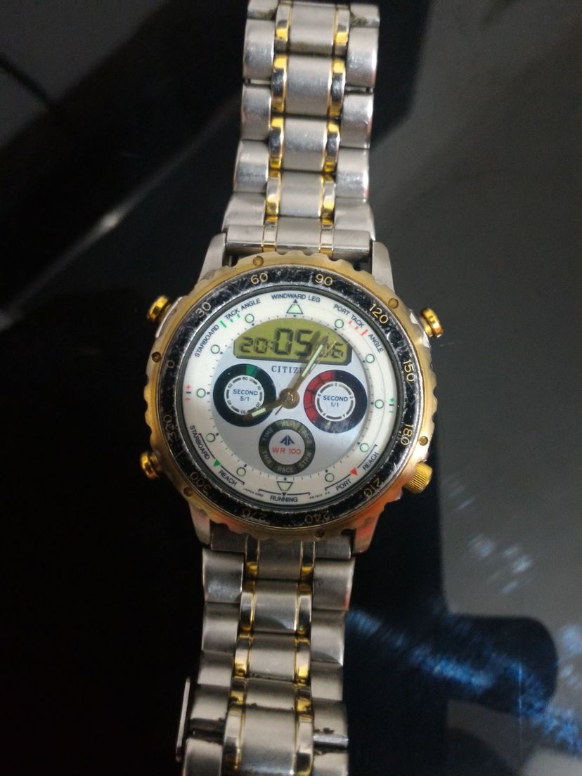 citizen c050