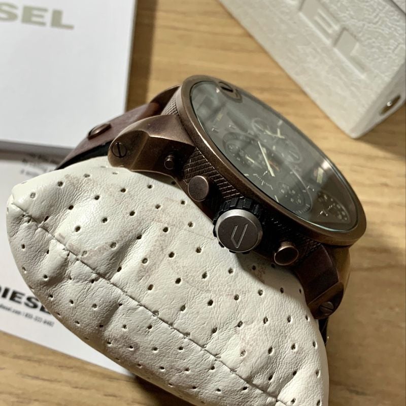 Diesel discount dz 7246