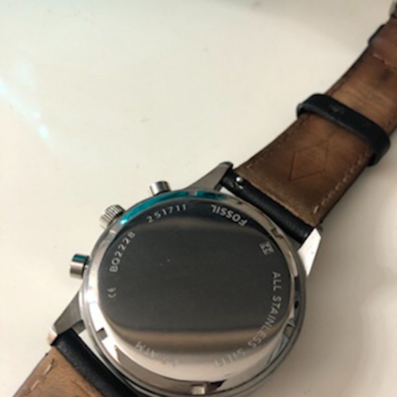 Fossil bq2228 clearance