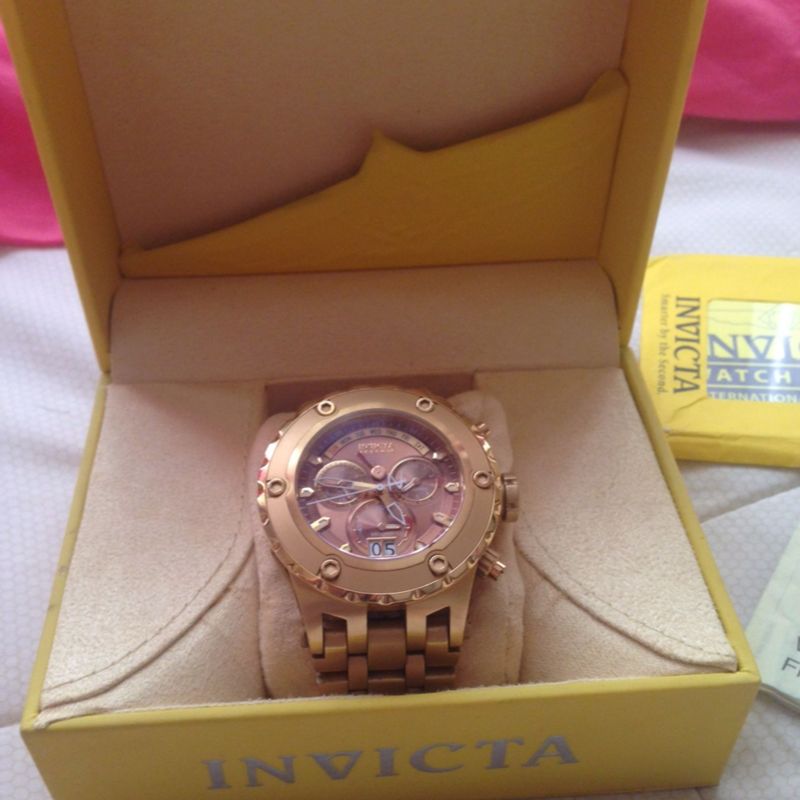 Invicta 14506 on sale