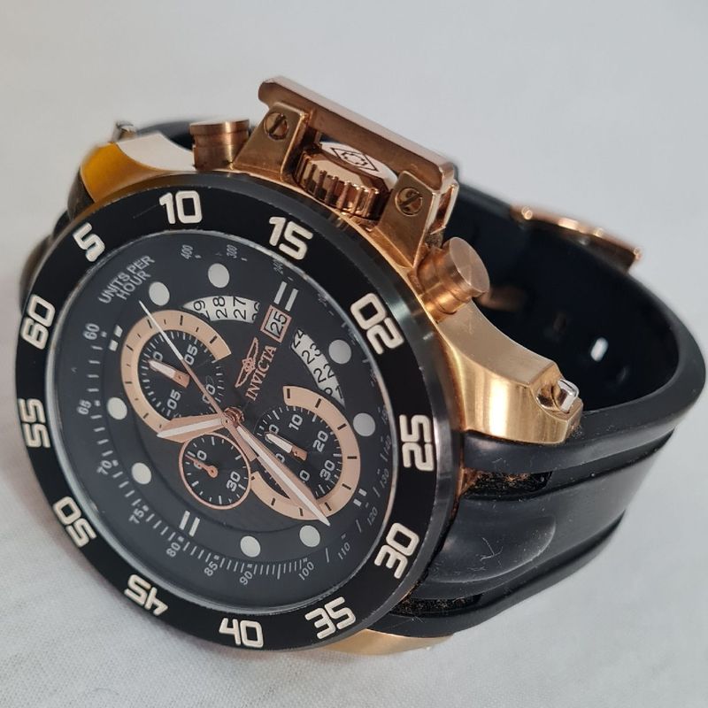 Invicta 19253 discount