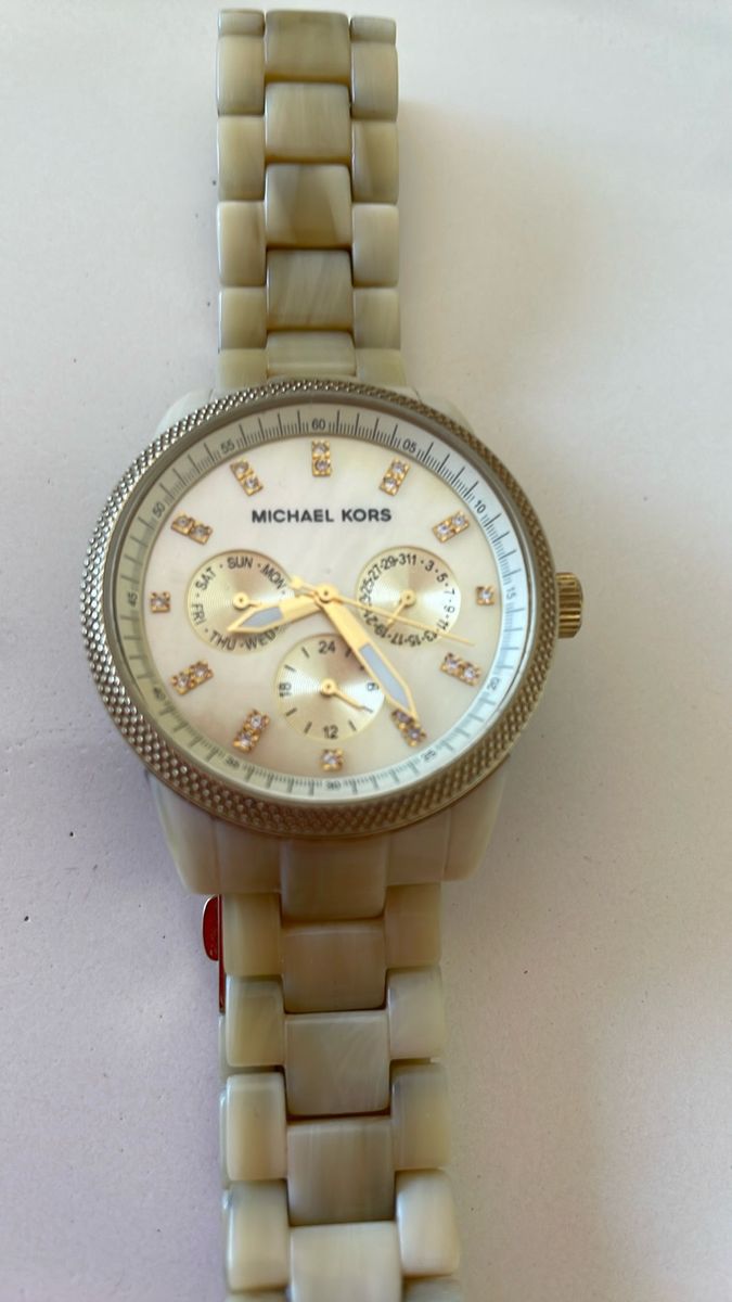 Relogio michael kors feminino best sale pulseira madreperola