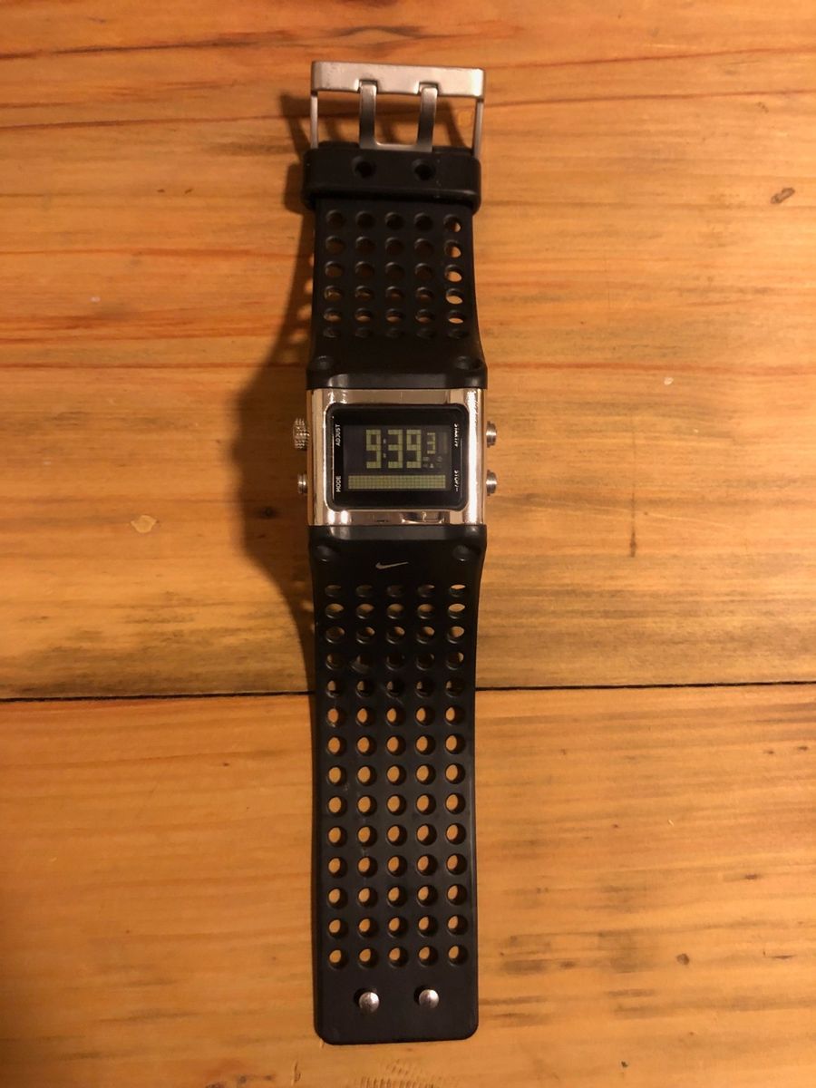 wc0040 nike watch