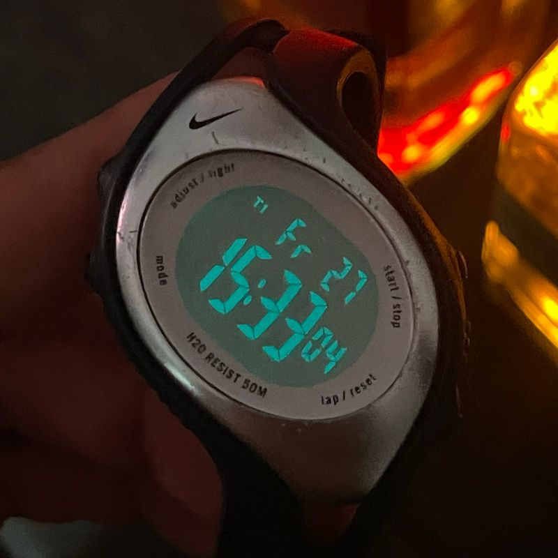 NIKE WK0006 デジタル腕時計 間違い triax A2663 売買された