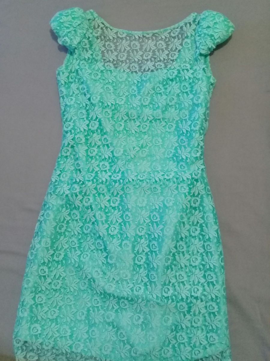 vestido renda verde agua