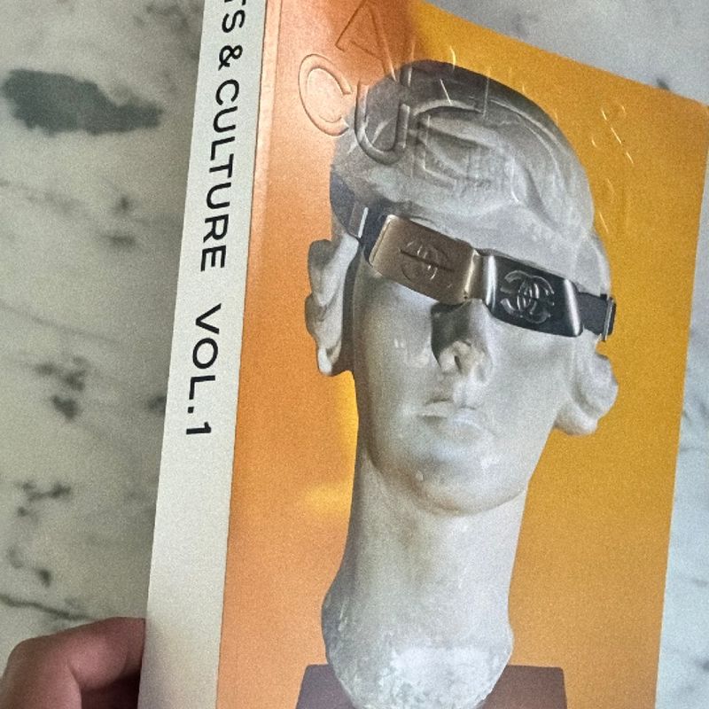 非売品　未開封　CHANEL ARTS & CULTURE VOL.1 Revista Chanel Art &Amp; Culture, Vol. 1 | Chanel Usado 139280074