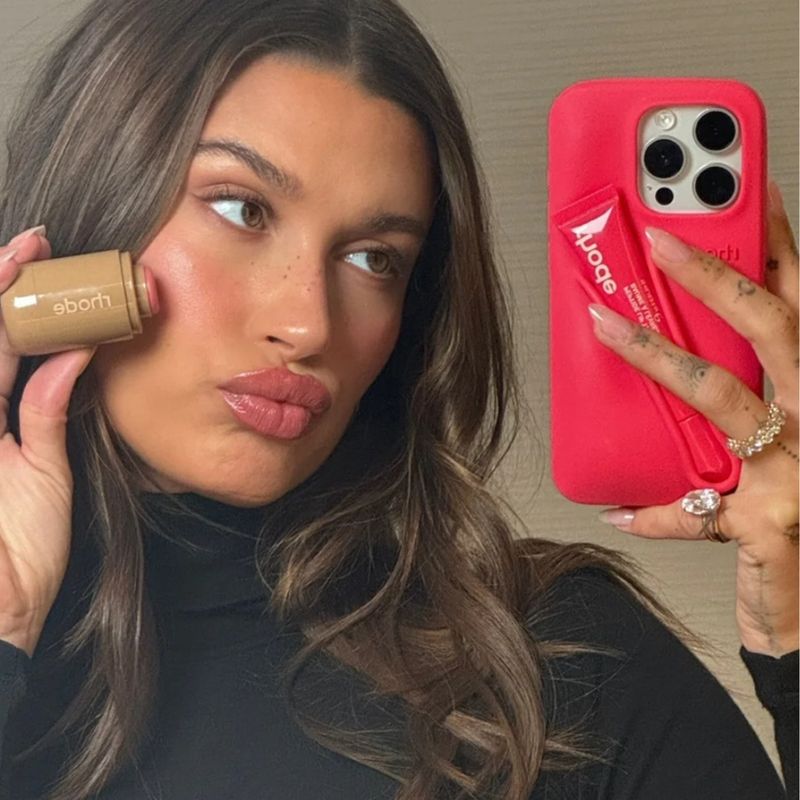 Rhode Summer Lip Case Na Cor Guava Spritz para Iphone 15 Pro