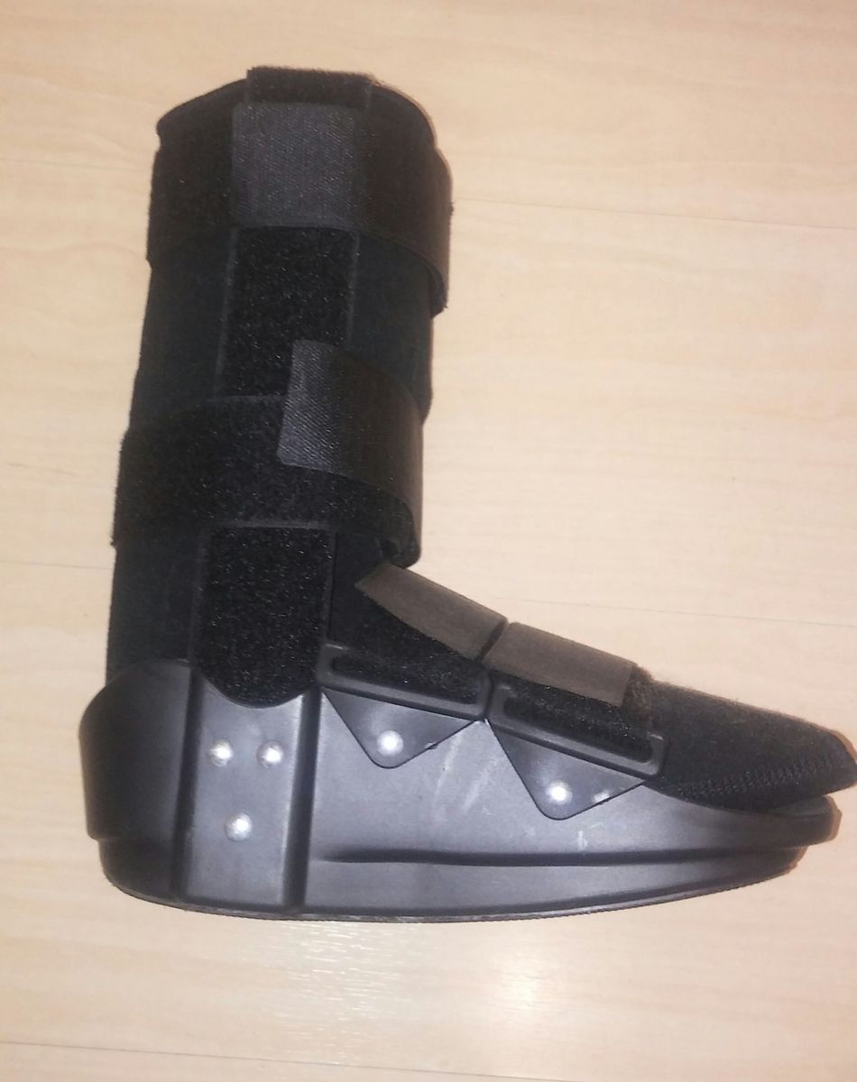 Robofut (bota Ortopédica) | Bota Feminina Usado 29404092 | enjoei
