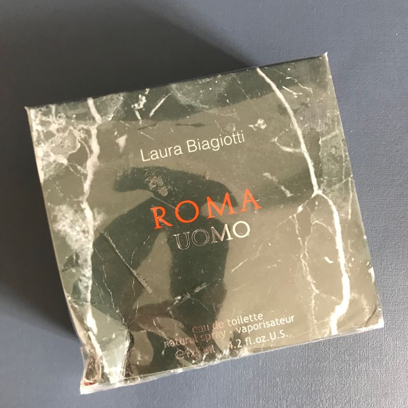 Roma Eau De Toilette Feminino - Laura Biagiotti (Caixa Amassada